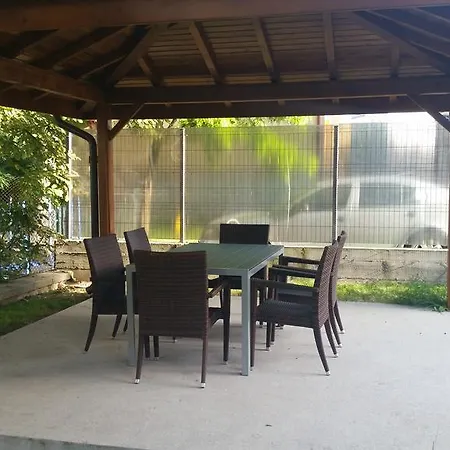 Vila Oita אפורי נורד